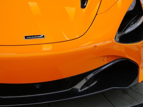 Used 2022 McLaren 720S Performance RWD image 40