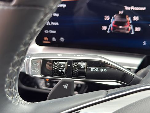 Certified 2024 Cadillac Lyriq Luxury w/ LPO, Floor Liner Package image 14