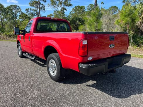 Used 2009 Ford F250 XL image 3