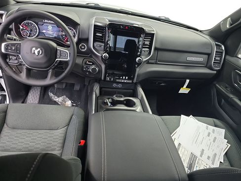 New 2026 RAM 1500 4x4 Crew Cab image 9