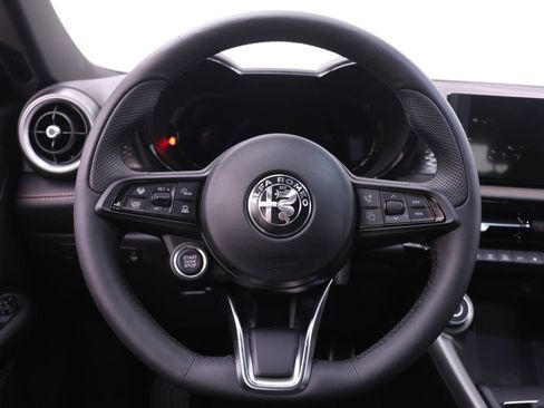 New 2026 Alfa Romeo Tonale AWD/4WD image 15