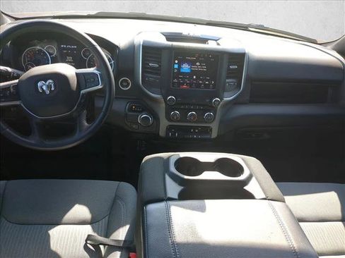 Used 2024 RAM 1500 Lone Star image 17