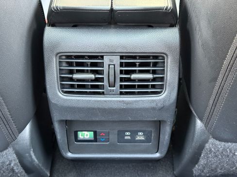 Used 2022 Nissan Rogue SL FWD image 31