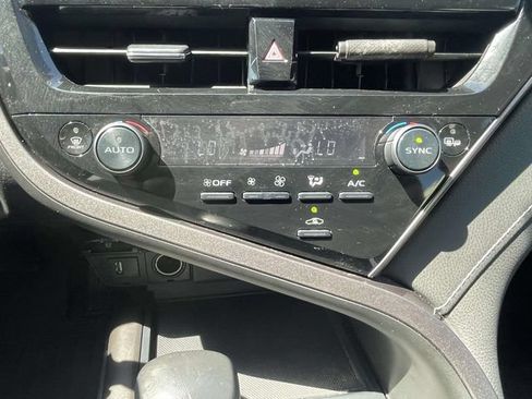 Used 2023 Toyota Camry SE FWD image 27
