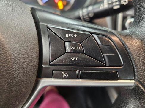 Used 2021 Nissan Kicks S FWD image 12