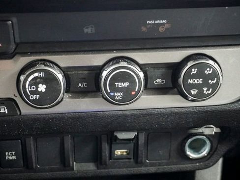 Used 2023 Toyota Tacoma SR image 13