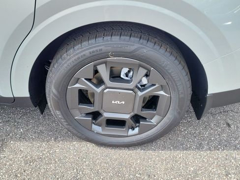 New 2026 Kia Carnival SX FWD image 39