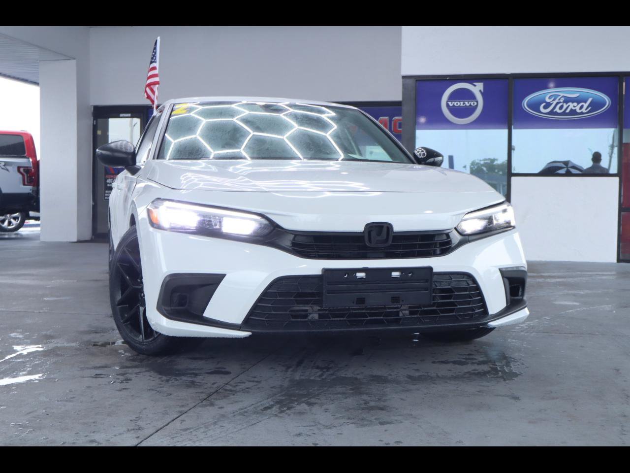 Used 2022 Honda Civic Sport image 1
