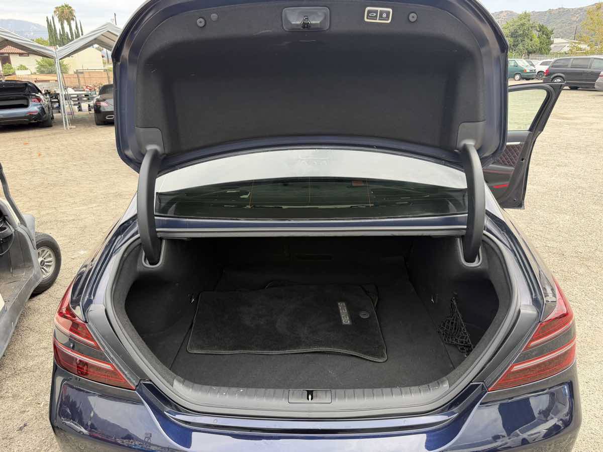 Used 2023 Genesis G70 3.3T image 30