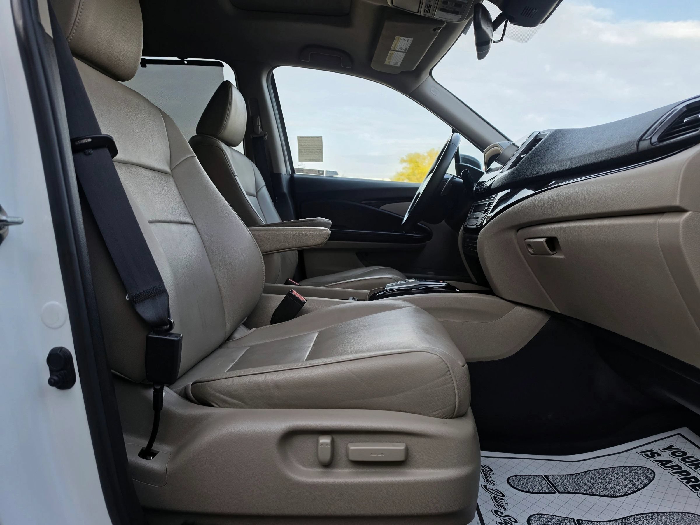 Used 2018 Honda Pilot Touring image 39