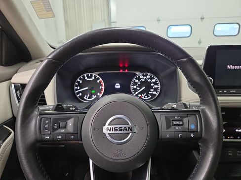 Used 2021 Nissan Rogue SV w/ Premium Package AWD/4WD image 22