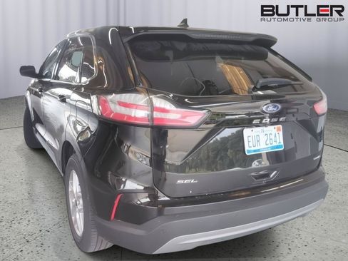 Used 2024 Ford Edge SEL AWD/4WD image 3