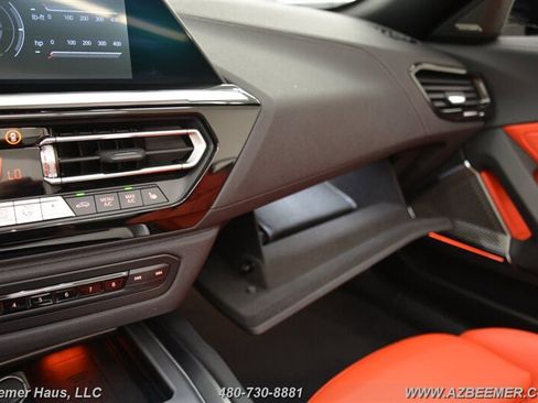 Used 2023 BMW Z4 M40i w/ Premium Package image 26