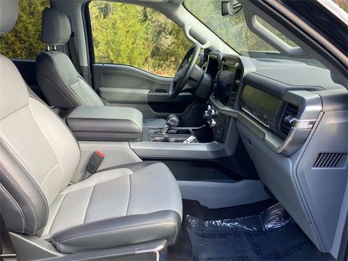 Used 2022 Ford F150 Lariat w/ Equipment Group 502A High image 37