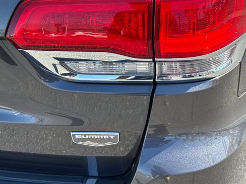 Used 2018 Jeep Grand Cherokee Summit image 26