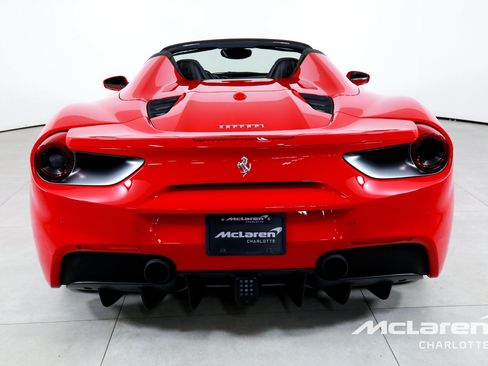 Used 2019 Ferrari 488 Spider RWD image 8
