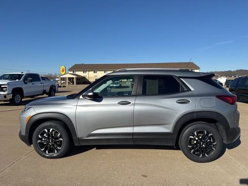 Used 2023 Chevrolet TrailBlazer LT image 6