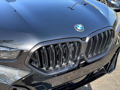 Certified 2024 BMW X6 xDrive40i w/ Executive Package image 30