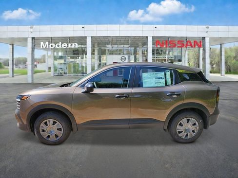 New 2026 Nissan Kicks S FWD image 3