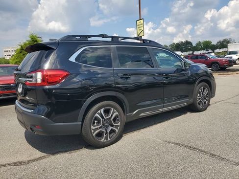 Used 2023 Subaru Ascent Limited AWD/4WD image 7
