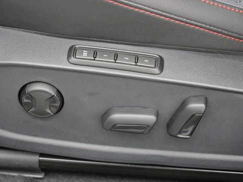 Certified 2025 Volkswagen Jetta GLI Autobahn image 20