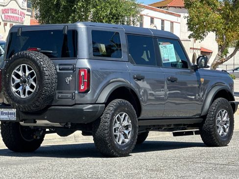 Used 2025 Ford Bronco Badlands AWD/4WD image 4