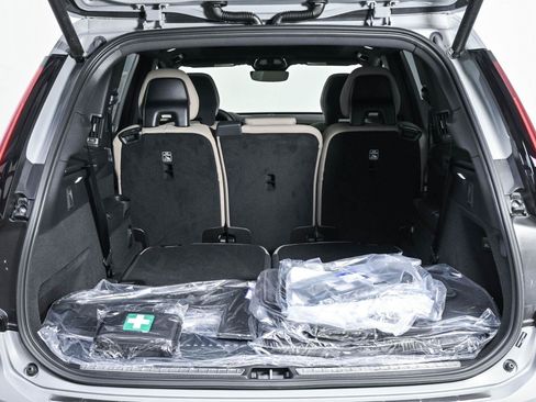 New 2026 Volvo XC90 B6 Plus w/ Protection Package Premier AWD/4WD image 29
