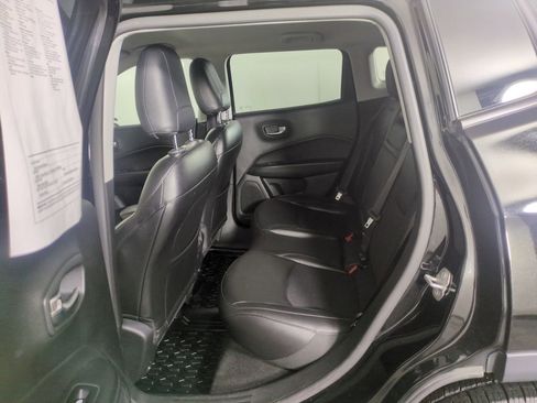 Used 2020 Jeep Compass Latitude image 24