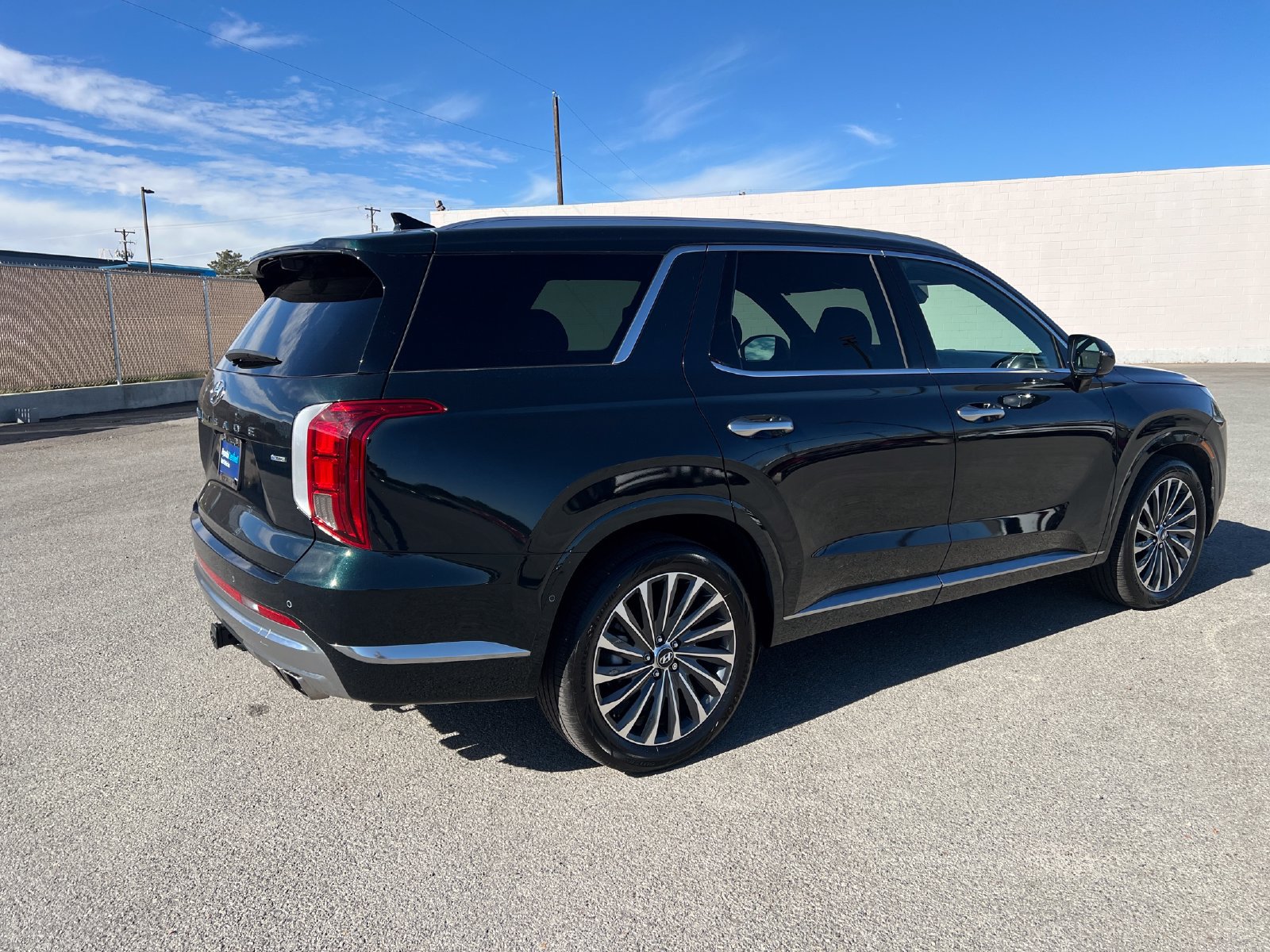Certified 2024 Hyundai Palisade Calligraphy AWD/4WD image 3