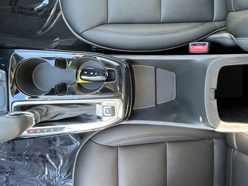Certified 2025 Chevrolet Trax ACTIV w/ Sunroof Package FWD image 15