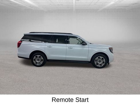 Used 2025 Ford Expedition Max Active AWD/4WD image 14