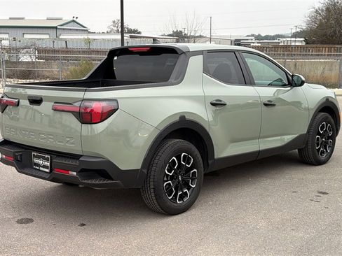 Used 2024 Hyundai Santa Cruz SE image 7