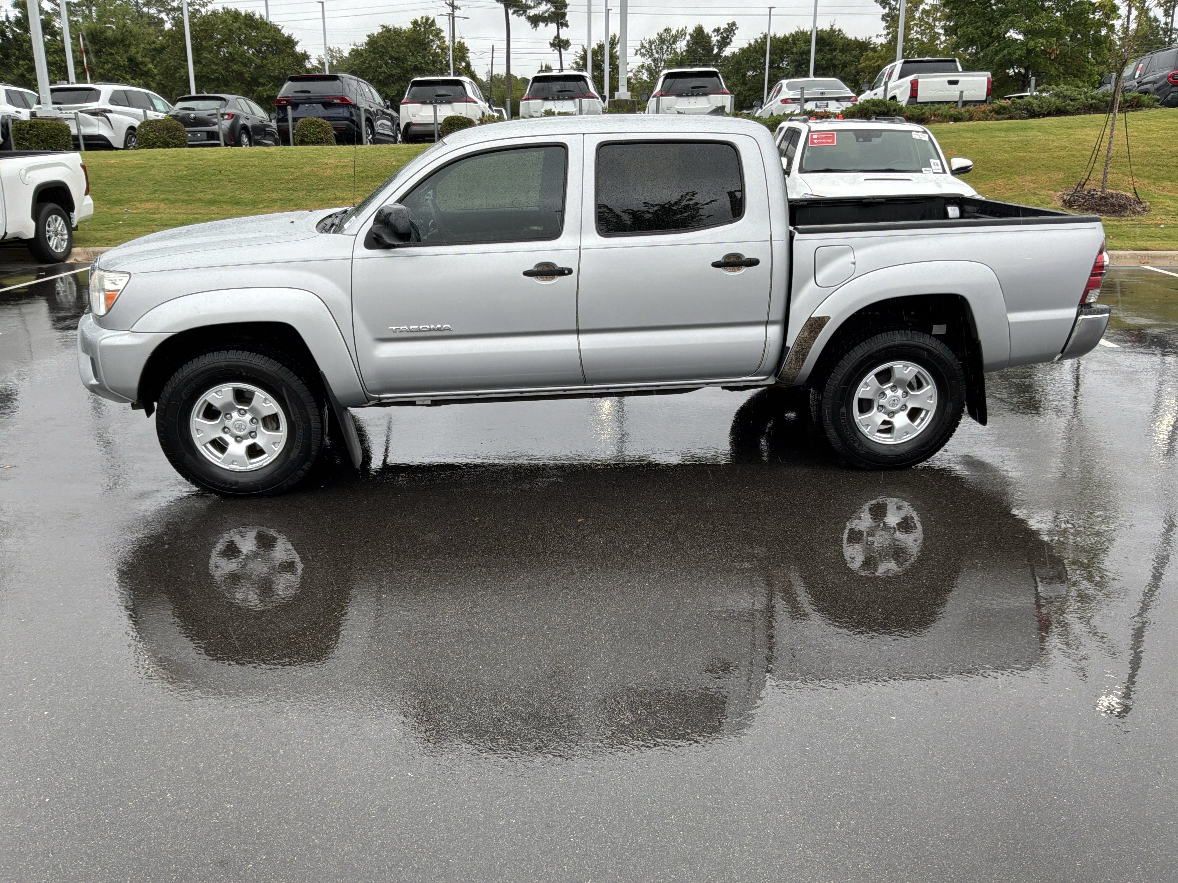 Used 2012 Toyota Tacoma PreRunner w/ SR5 Pkg RWD image 7