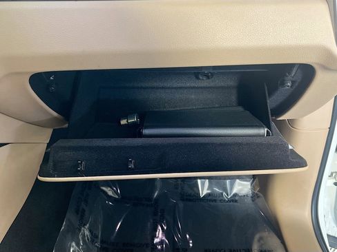 Used 2020 Porsche Cayenne image 31