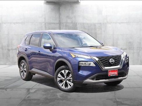 Certified 2023 Nissan Rogue SV image 2