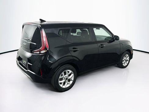 Used 2025 Kia Soul LX w/ LX Technology Package image 9