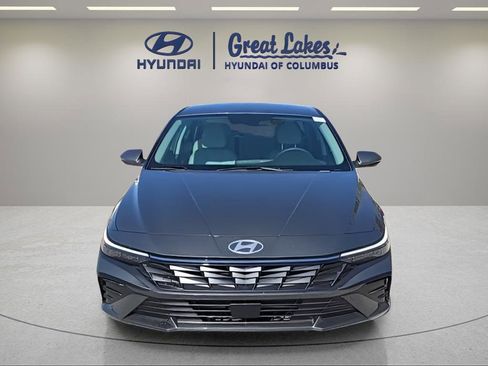 New 2026 Hyundai Elantra Limited FWD image 2