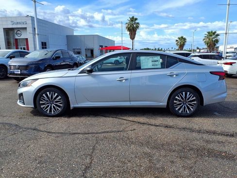 New 2026 Nissan Altima 2.5 SV FWD image 4
