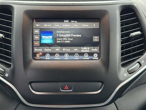 Used 2019 Jeep Cherokee Latitude w/ Popular Appearance Group image 32