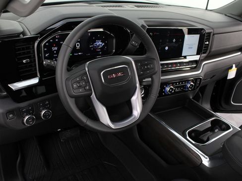 New 2026 GMC Sierra 2500 SLT w/ SLT Premium Package AWD/4WD image 9