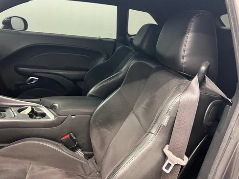 Used 2019 Dodge Challenger R/T w/ Plus Package RWD image 8