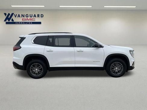 Used 2025 GMC Acadia Elevation image 8
