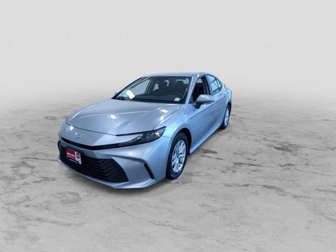 Used 2026 Toyota Camry LE FWD image 6