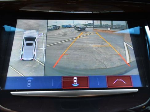 Used 2019 Cadillac Escalade Premium Luxury RWD image 21