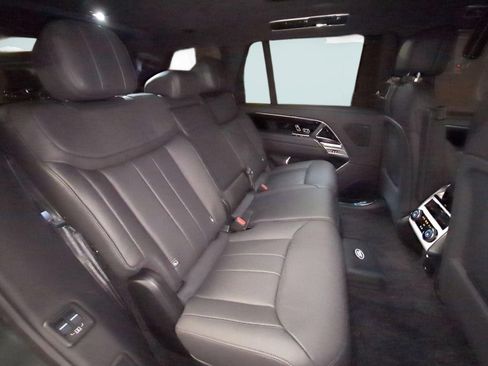 New 2026 Land Rover Range Rover Long Wheelbase SE AWD/4WD image 29
