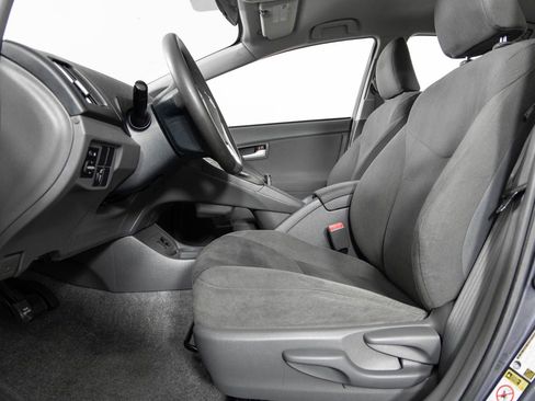 Used 2011 Toyota Prius Two image 15