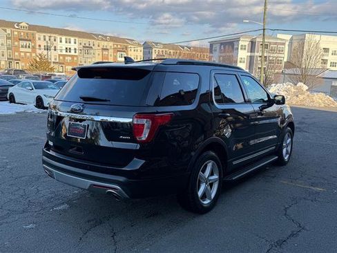 Used 2016 Ford Explorer XLT w/ Equipment Group 202A image 16