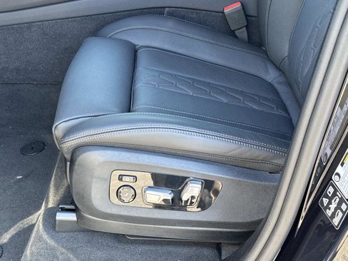 New 2026 BMW X5 xDrive40i w/ M Sport Package image 21