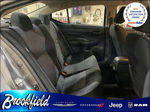 Used 2025 Nissan Versa SV image 17