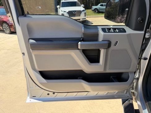 Used 2020 Ford F150 XLT w/ Equipment Group 302A Luxury AWD/4WD image 13